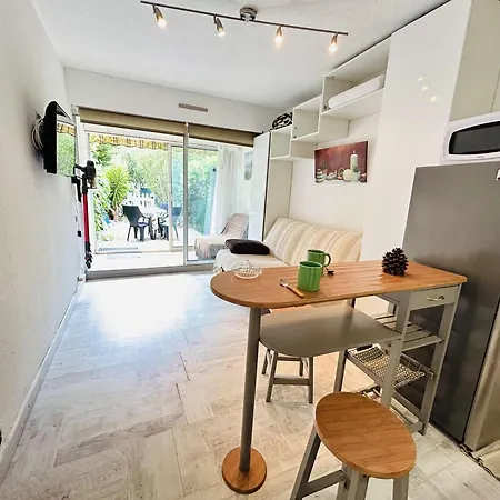 Confortable Pres De La Avec Parking Privatif - Fr-1-249-422 Apartamento Agde