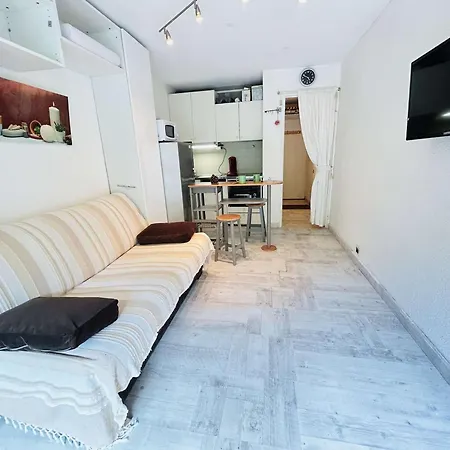 Apartamento Confortable Pres De La Avec Parking Privatif - Fr-1-249-422